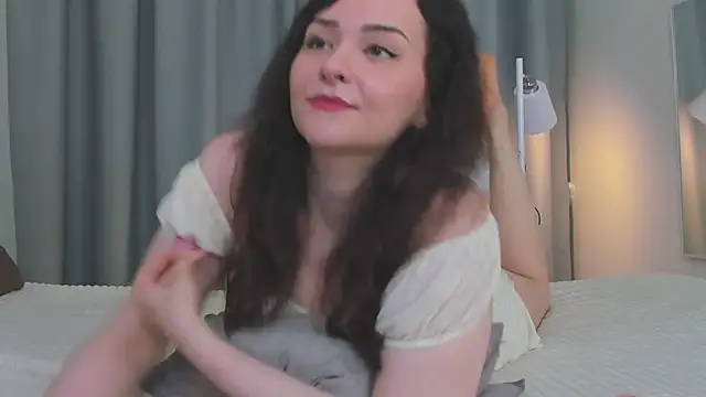 Camilla Rowen online show from May 2026 09:00:01 PM