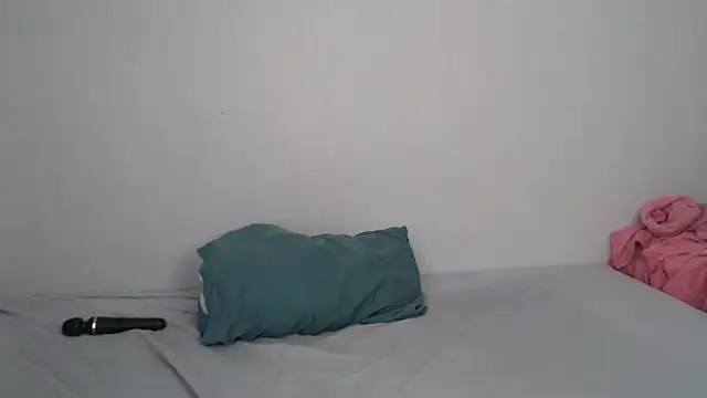 Sweet-PetiteX online show from December 2025 06:07:02 AM