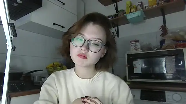 LilysTaylor online show from October 2025 03:27:01 PM