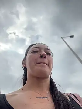 Snapshot of Lia__white chatting on November 2025 06:52:01 PM Lia white online show from November 2025 06:52:01 PM