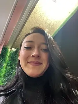 Snapshot of Lia__white chatting on November 2025 11:10:02 PM Lia white online show from November 2025 11:10:02 PM