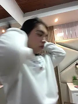 Snapshot of SweetKata_ chatting on November 2025 06:51:01 PM SweetKata online show from November 2025 06:51:01 PM