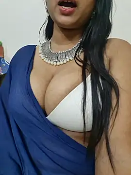 Snapshot of PORI-MONI2025 chatting on December 2025 04:02:01 PM PORI-MONI2025 online show from December 2025 04:02:01 PM