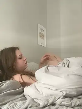 Snapshot of elliepixie chatting on March 2026 02:56:02 PM elliepixie online show from March 2026 02:56:02 PM