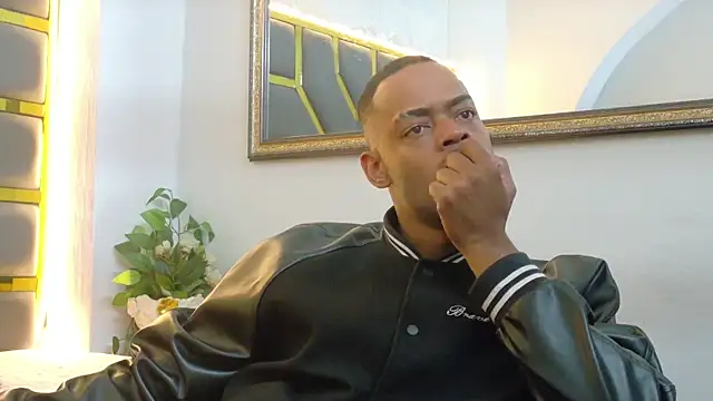 Snapshot of Neytanmalcon chatting on November 2025 08:19:02 PM Neytanmalcon online show from November 2025 08:19:02 PM