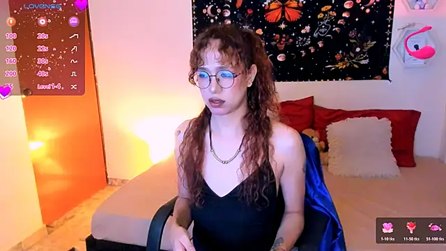 Snapshot of AdelineEsposito chatting on November 2025 07:24:02 PM AdelineEsposito online show from November 2025 07:24:02 PM