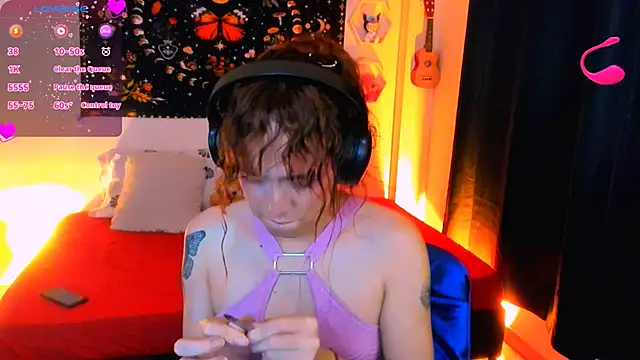 Snapshot of AdelineEsposito chatting on December 2025 03:44:02 AM AdelineEsposito online show from December 2025 03:44:02 AM