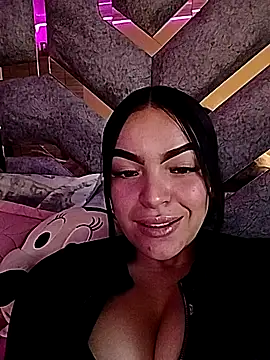 Snapshot of Nuvi_jonhs chatting on November 2025 10:10:02 PM Nuvi jonhs online show from November 2025 10:10:02 PM