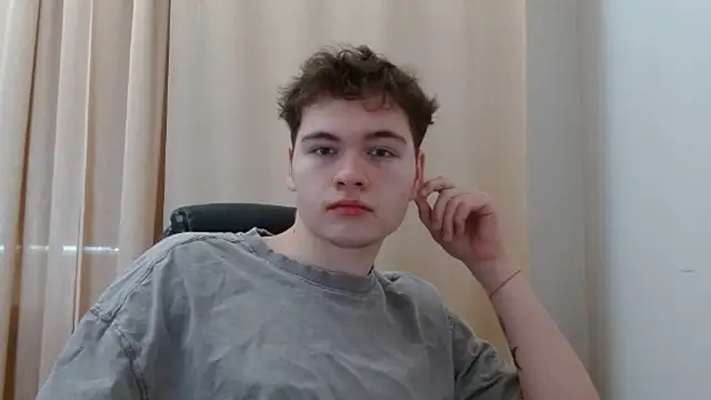 Snapshot of danielxfun chatting on January 2026 08:20:01 AM danielxfun online show from January 2026 08:20:01 AM