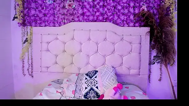 sadie grey online show from February 2026 04:11:01 AM