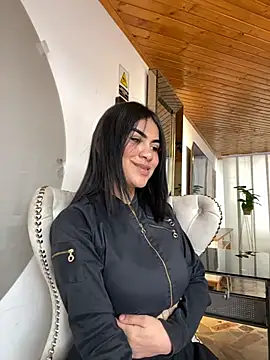 Luna pink18 online show from February 2026 02:35:01 PM