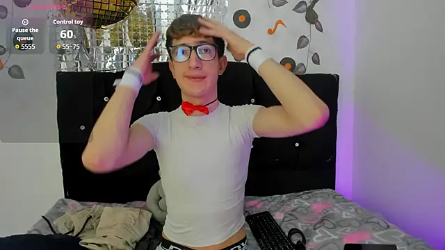 Snapshot of Erick_Taylor3 chatting on October 2025 05:39:01 PM Erick Taylor3 online show from October 2025 05:39:01 PM