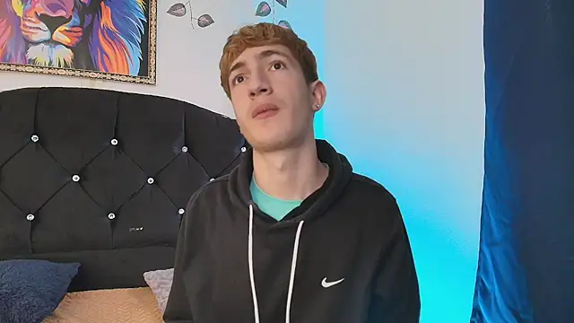 Snapshot of Erick_Taylor3 chatting on November 2025 06:19:01 PM Erick Taylor3 online show from November 2025 06:19:01 PM