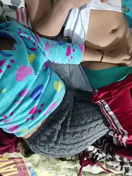 Snapshot of marimar_24 chatting on October 2025 03:36:02 AM marimar 24 online show from October 2025 03:36:02 AM