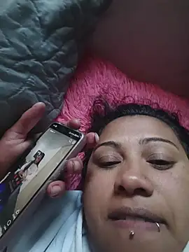 Snapshot of marimar_24 chatting on November 2025 01:43:01 PM marimar 24 online show from November 2025 01:43:01 PM