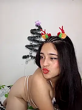 Snapshot of dess-3425 chatting on December 2025 05:41:01 PM dess-3425 online show from December 2025 05:41:01 PM