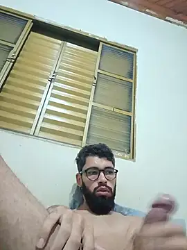 Snapshot of FerrariniHott chatting on December 2025 07:24:01 AM FerrariniHott online show from December 2025 07:24:01 AM