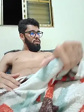 Snapshot of FerrariniHott chatting on December 2025 04:44:02 AM FerrariniHott online show from December 2025 04:44:02 AM