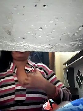 Snapshot of Pyaar_Ki_Pooja chatting on December 2025 03:33:02 AM Pyaar Ki Pooja online show from December 2025 03:33:02 AM