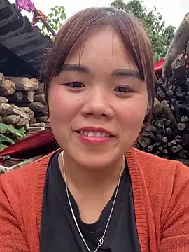 Snapshot of nachi-baby chatting on October 2025 09:41:01 AM nachi-baby online show from October 2025 09:41:01 AM