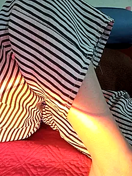 Snapshot of Cherry_Le02 chatting on November 2025 02:16:01 PM Cherry Le02 online show from November 2025 02:16:01 PM