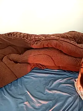 Snapshot of Cherry_Le02 chatting on December 2025 06:06:01 AM Cherry Le02 online show from December 2025 06:06:01 AM