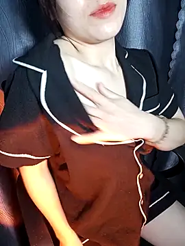 Cherry Le02 online show from March 2026 03:18:02 PM