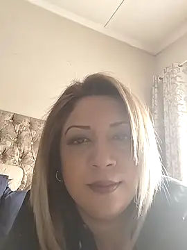 IndianLara online show from October 2025 06:54:01 AM