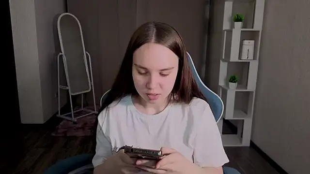 LunaDreeam online show from November 2025 03:12:02 PM