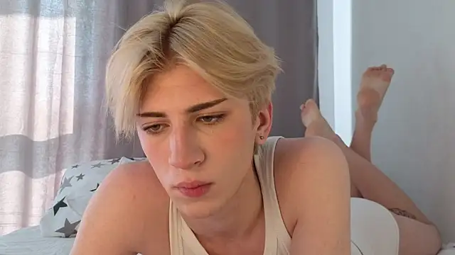 Oliver star boy  online show from May 2026 04:41:02 AM