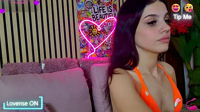 MirunaHaze online show from May 2026 04:01:02 PM
