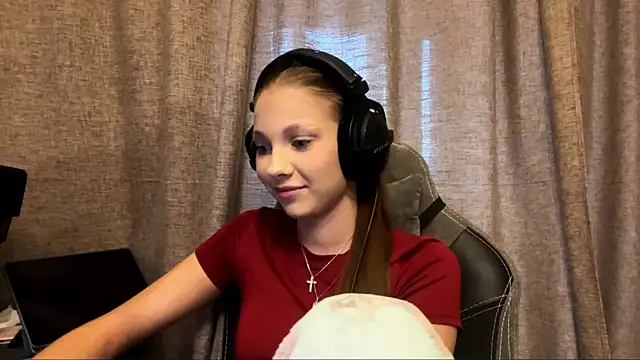 Snapshot of Softixq chatting on October 2025 01:13:01 PM Softixq online show from October 2025 01:13:01 PM