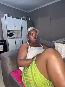 SweetCandy84 online show from November 2025 10:37:01 AM