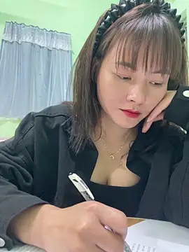 Snapshot of Star_fruit chatting on October 2025 04:40:02 AM Star fruit online show from October 2025 04:40:02 AM