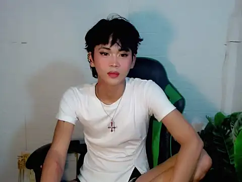 AsianCuteGuy21 online show from March 2026 05:19:01 PM