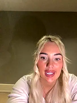 brookemiss88x online show from November 2025 02:41:01 PM