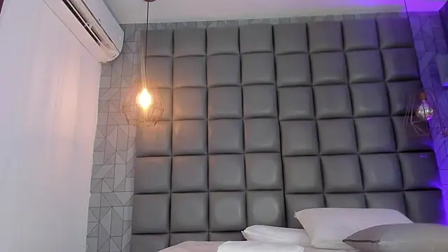 dannavelvet online show from November 2025 12:50:02 PM