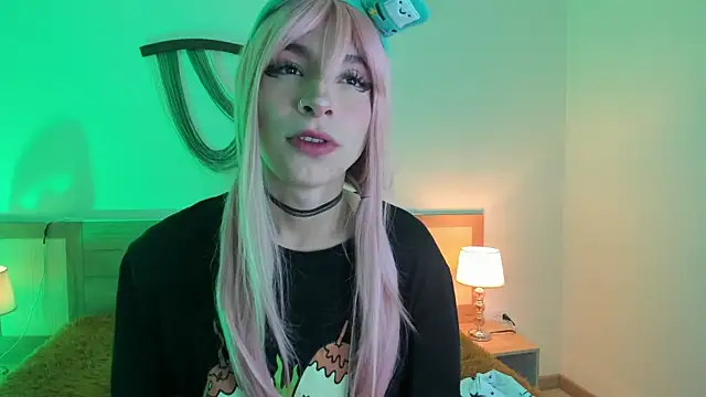 Snapshot of Damiian20_ chatting on November 2025 12:18:01 PM Damiian20 online show from November 2025 12:18:01 PM