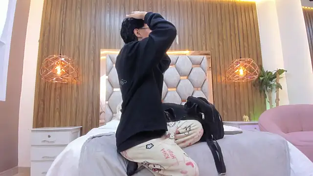 adams bobby online show from June 2026 11:12:02 AM