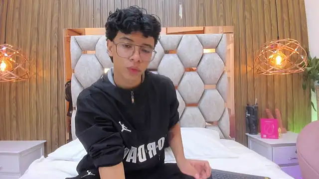 adams bobby online show from June 2026 11:23:01 AM