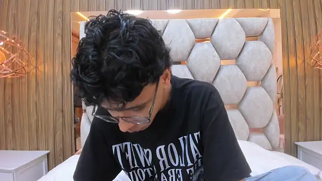 adams bobby online show from June 2026 11:24:02 AM