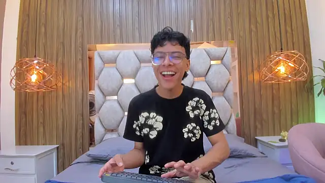 adams bobby online show from June 2026 11:14:02 AM