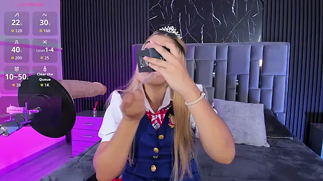 Snapshot of Liahfontaine chatting on October 2025 11:44:02 AM Liahfontaine online show from October 2025 11:44:02 AM