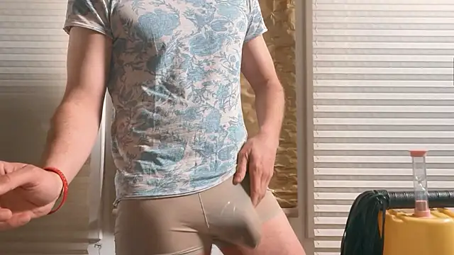 DeepEyePuppy online show from February 2026 07:56:02 PM