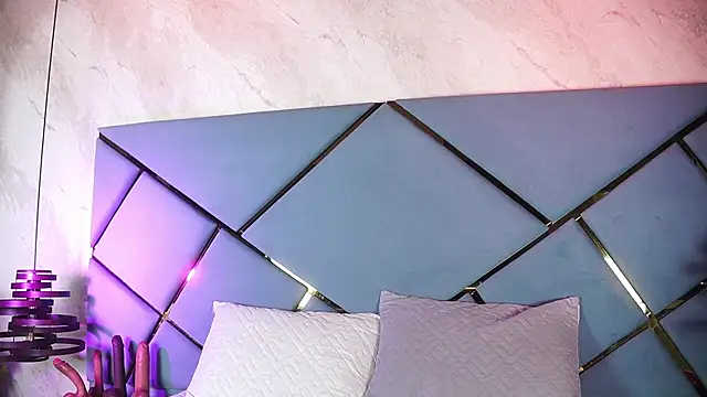  giggy 2 online show from December 2025 12:13:02 PM