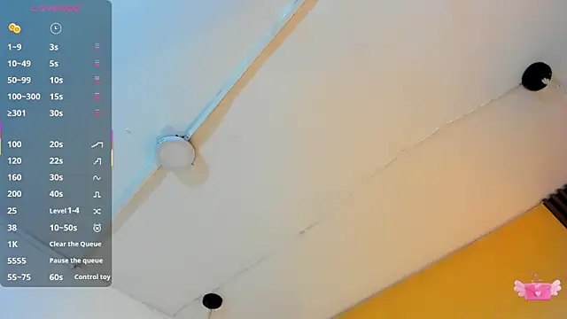 Snapshot of LunaaMorena chatting on December 2025 01:20:02 PM LunaaMorena online show from December 2025 01:20:02 PM