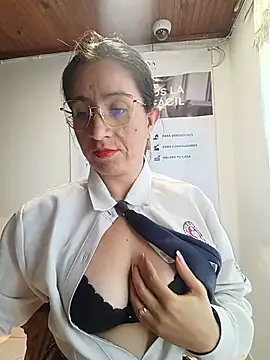 Valentina--1 online show from June 2026 12:22:01 PM