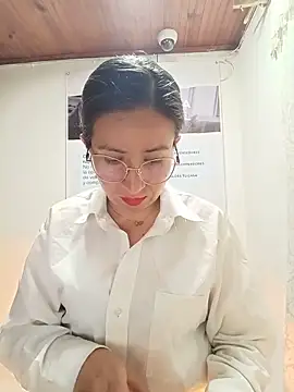 Valentina--1 online show from June 2026 10:15:01 AM