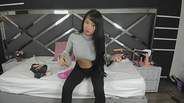 ScarlettParker online show from November 2025 01:12:02 PM