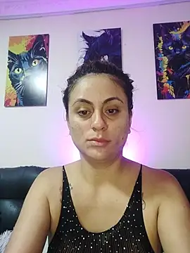 Snapshot of Caroline_Jons chatting on October 2025 10:49:02 AM Caroline Jons online show from October 2025 10:49:02 AM